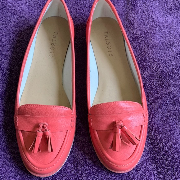 Talbots Coral Leather Tassle Flats sz 8M